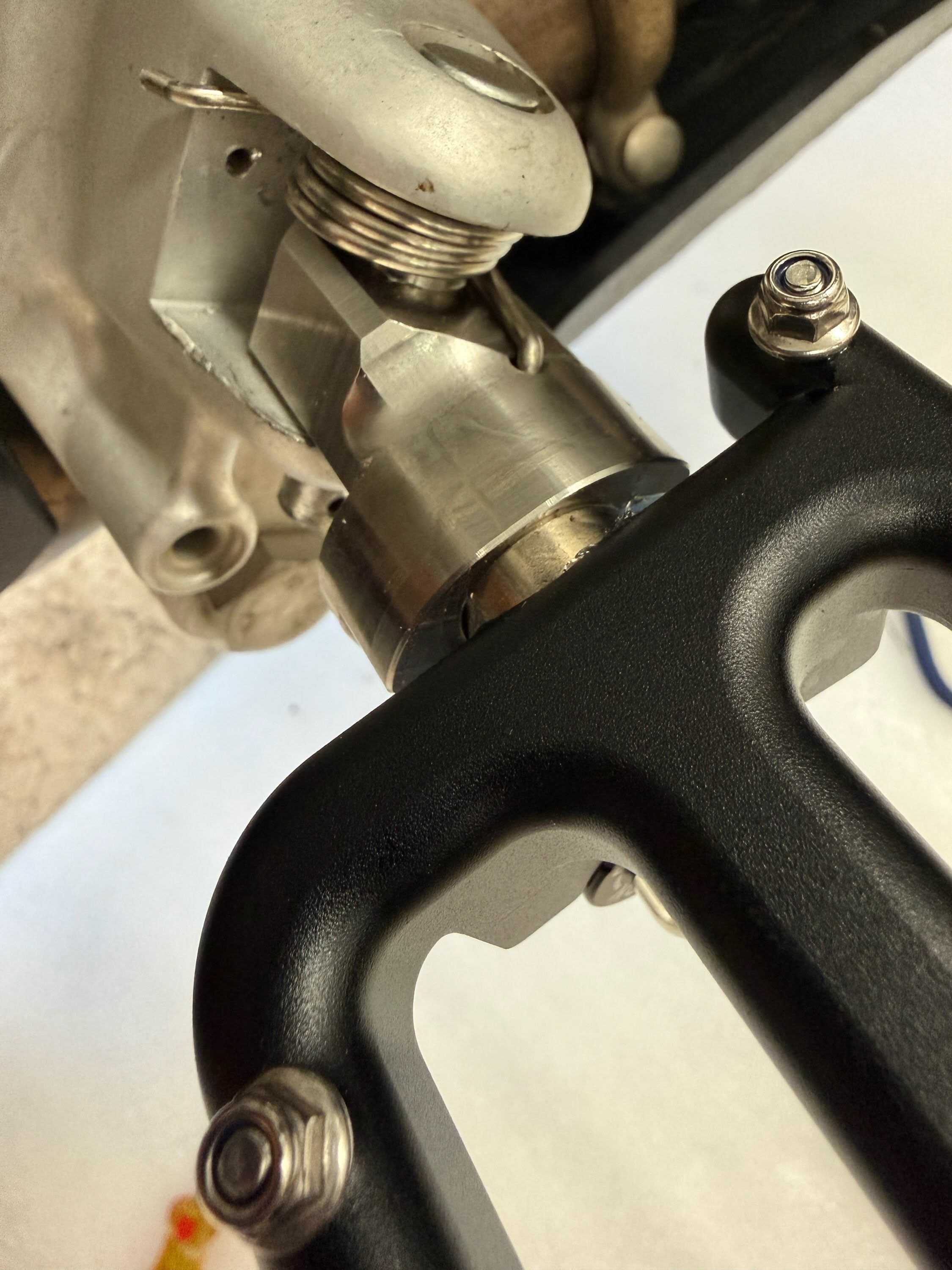 DDX model FITS: Ducati Desert X, Multistrada