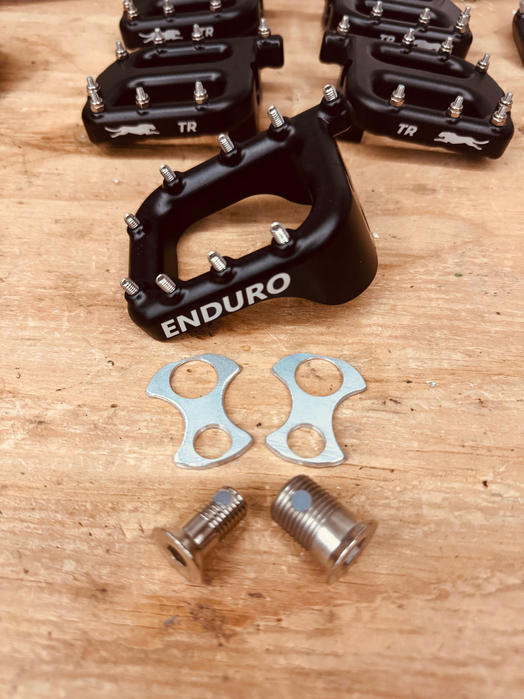 Hardware Enduro and Magnum Ti Platform Mounting Bolts