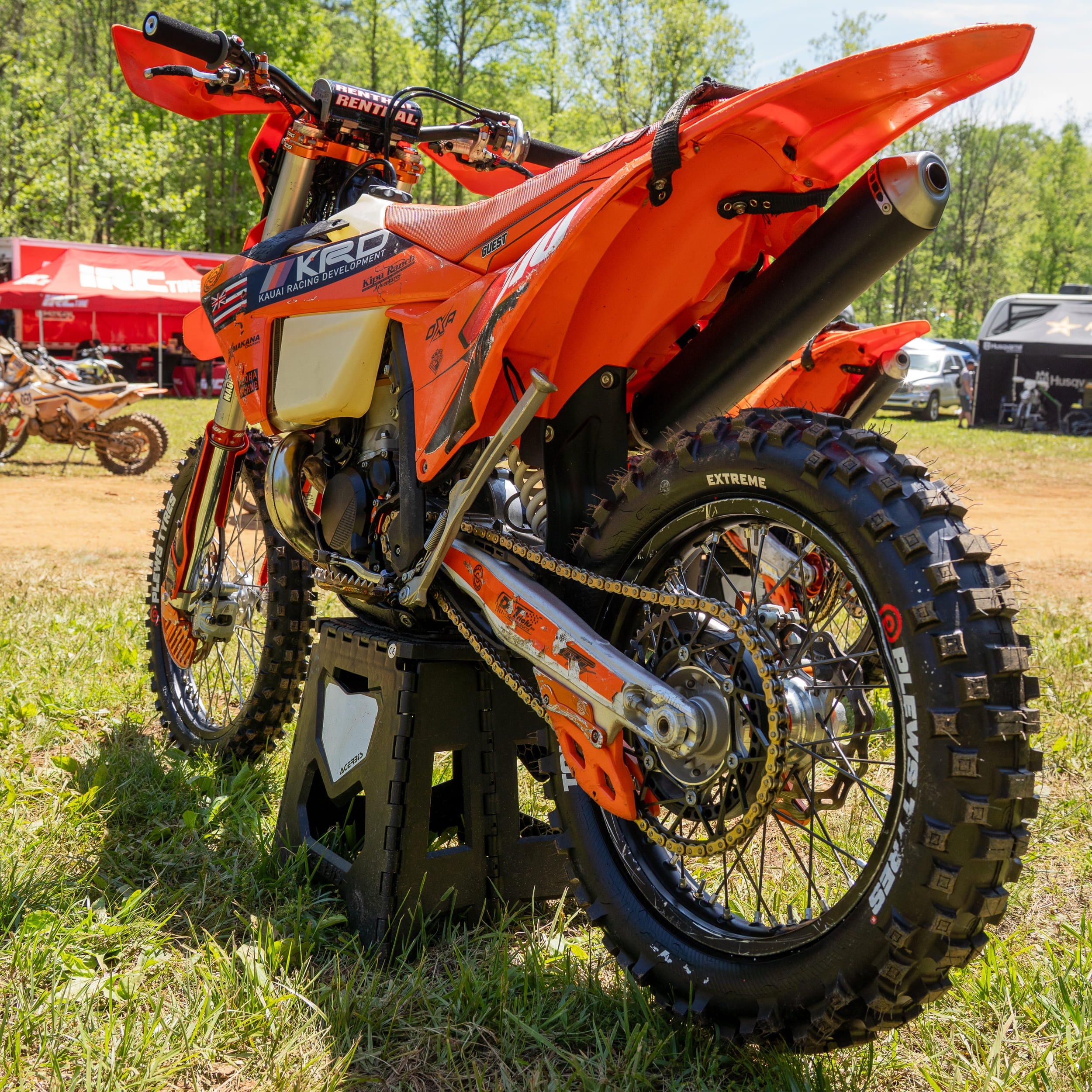 Plews Tyres - EN1 GRAND PRIX - EXTREME - THE TOUGH ONE "SPEC-B" - Gummy Enduro Rear Tire