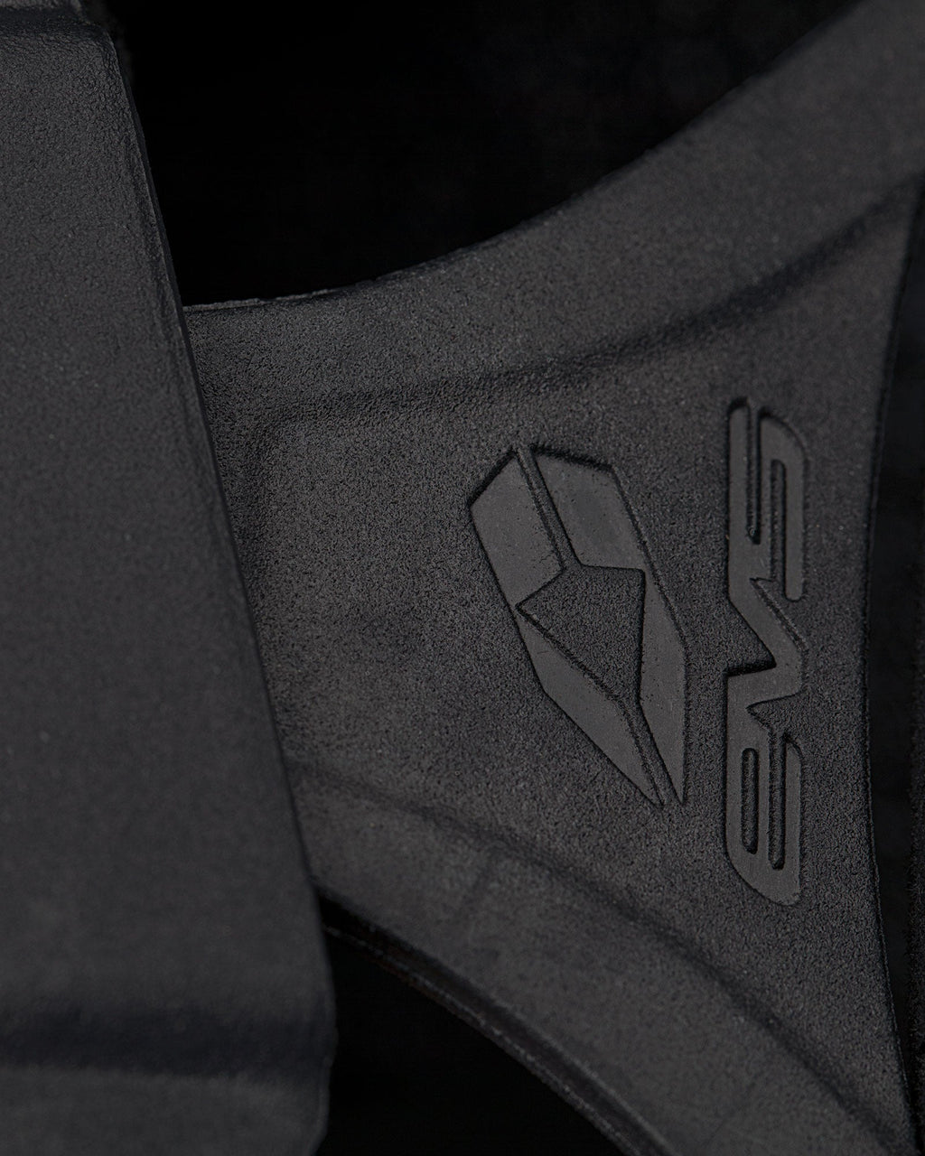 Axis Sport Knee Brace