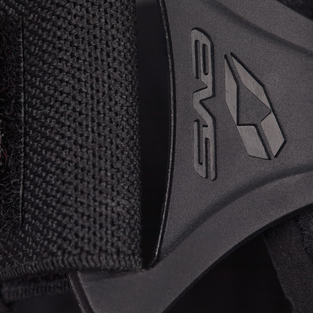 Web Pro Knee Brace - Single